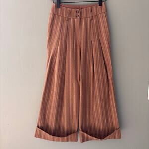 Front Row Shop NWT Pleated Cuffed Trouser Pants